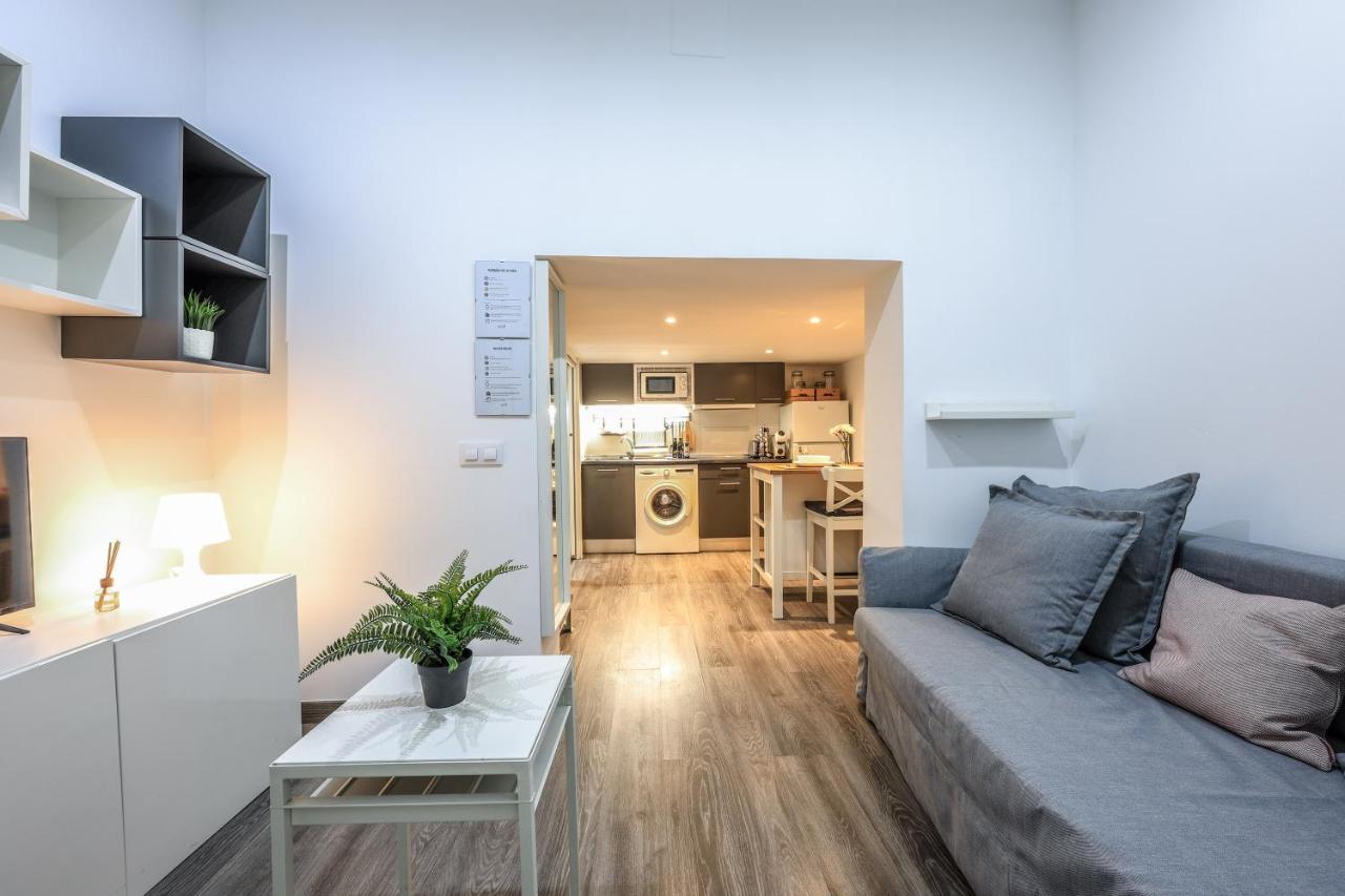 Discover Madrid From Our Cozy Studio Bagian luar foto